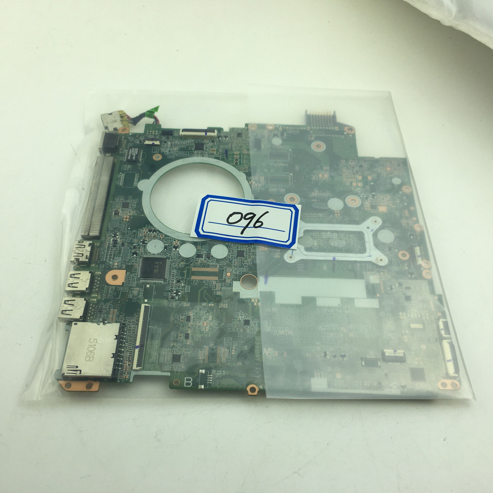 HP 15-P Laptop Motherboard i7-5500u CPU DAY11AMB6E0 799547-501