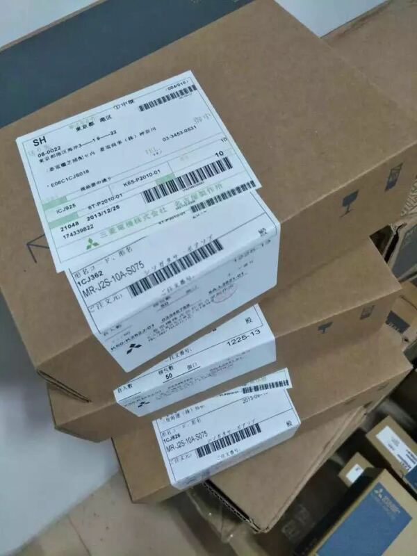 MITSUBISHI SERVO DRIVER MR-J2S-10A-S075 MRJ2S10AS075 NEW EXPEDITED SHIPPING