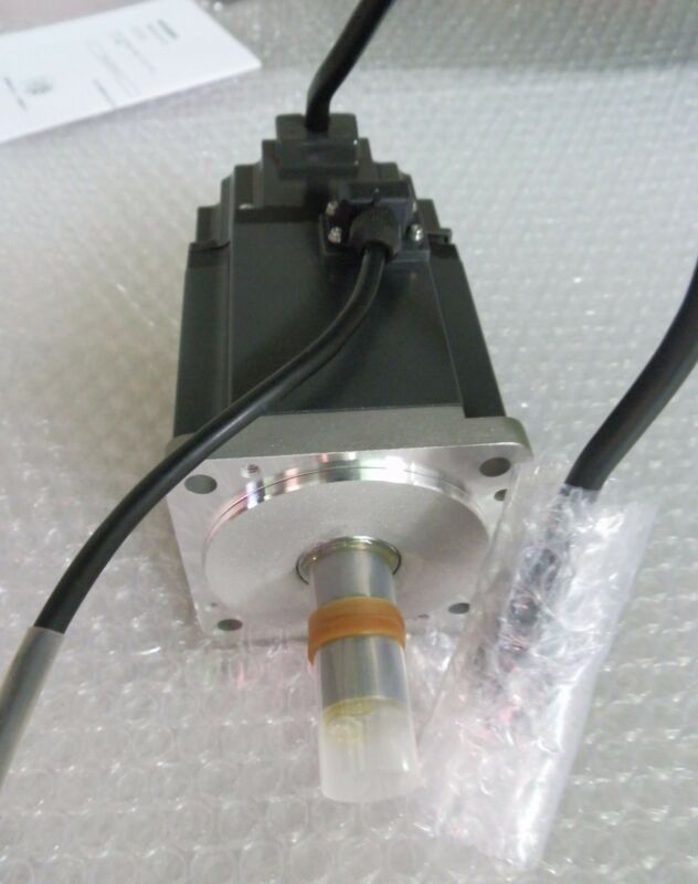 NEW ORIGINAL MITSUBISHI AC SERVO MOTOR HF-KE73 HFKE73 EXPEDITED SHIPPING