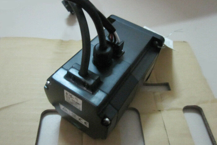 MITSUBISHI AC SERVO MOTOR HC-UFS43B HCUFS43B NEW ORIGINAL EXPEDITED SHIPING