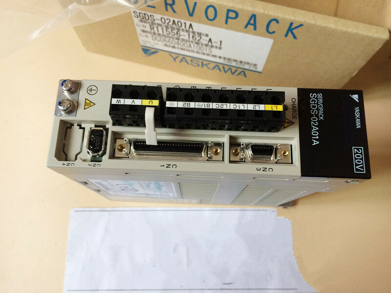 NEW ORIGINAL YASKAWA AC SERVO DRIVER SGDS-02A01A SGDS02A01A SHIPPING