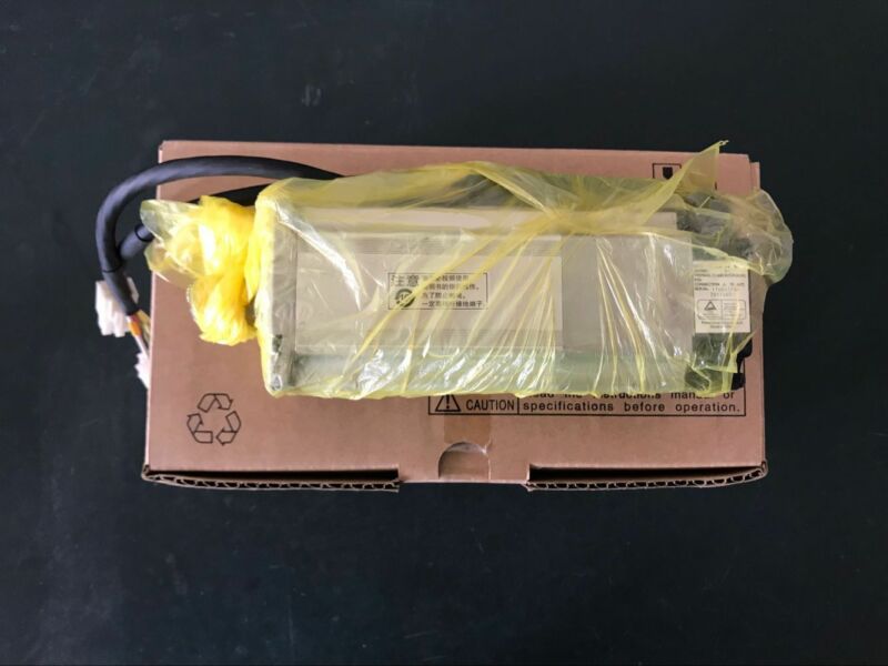 NEW ORIGINAL  PANASONIC AC SERVO MOTOR MHMJ042G1V EXPEDITED SHIPPING