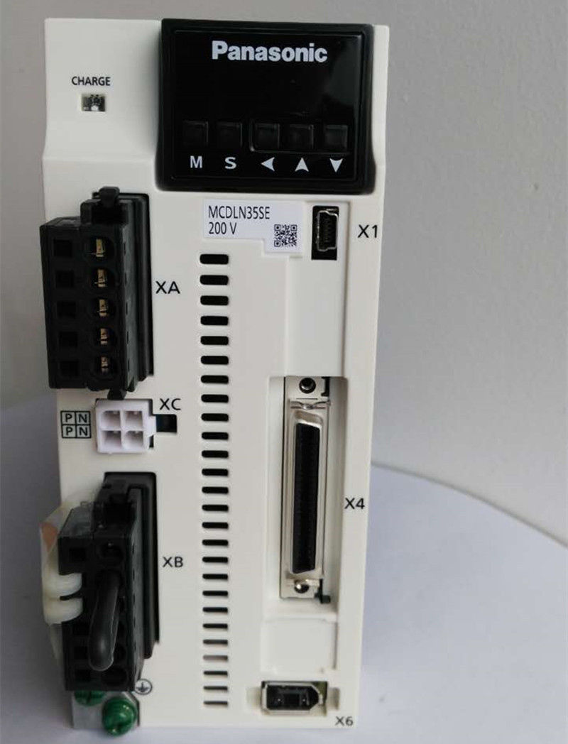 MHMF082L1U2M+MCDLN35SE AC Servo motor drive kits 80mm 750w 3000rpm 2.4Nm