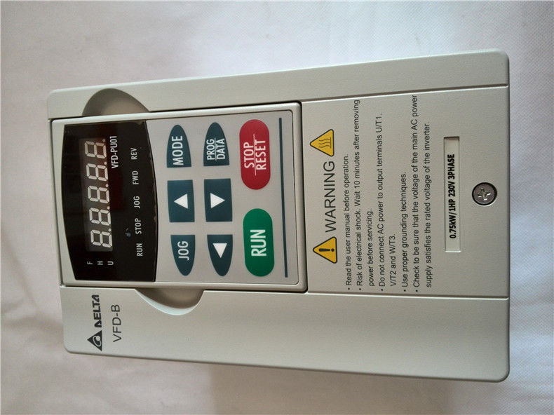 VFD007B23A DELTA VFD-B Inverter Frequency converter 750w 1HP 3 PHASE 220