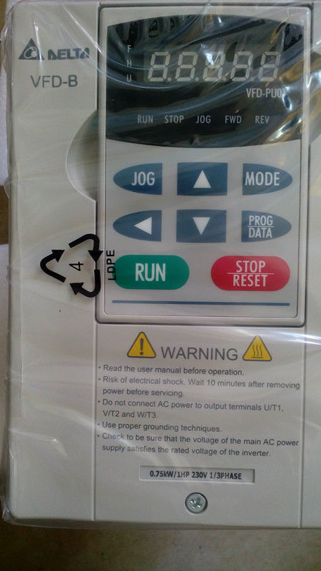 VFD007B21A DELTA VFD-B Inverter Frequency converter 750w 1HP 1 PHASE 220
