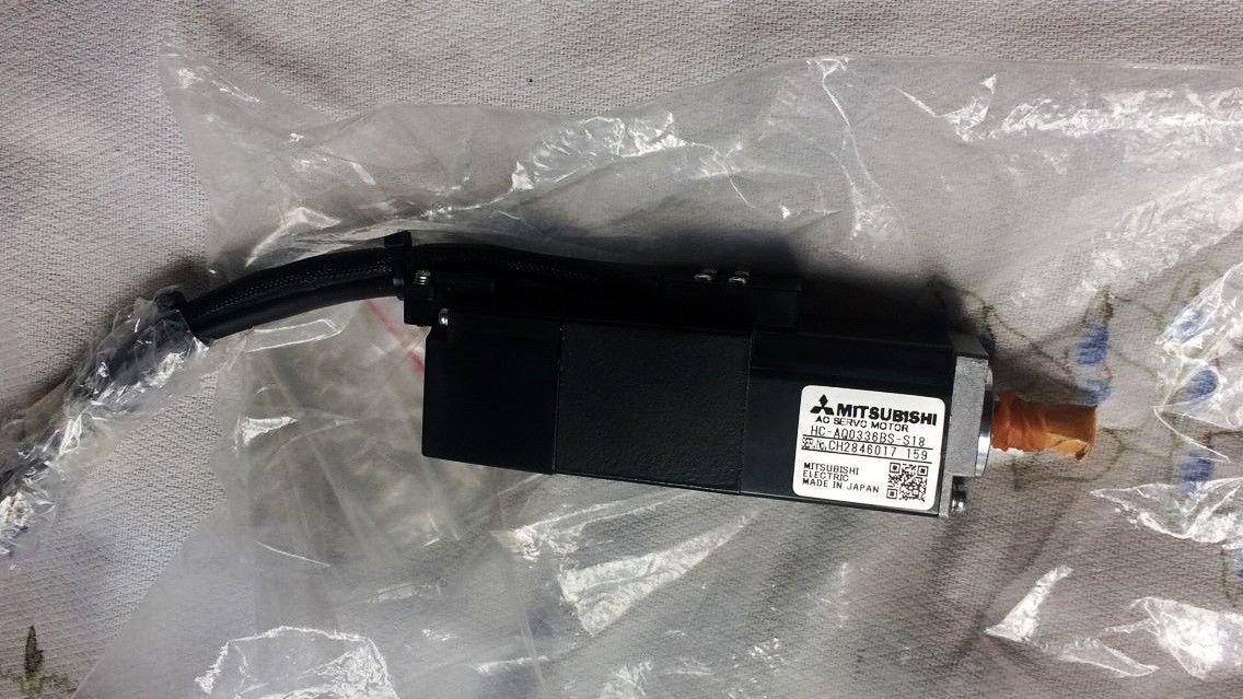 Original NEW  Mitsubishi Servo Motor HC-AQ0336BS-S18 in box HCAQ0336BSS18