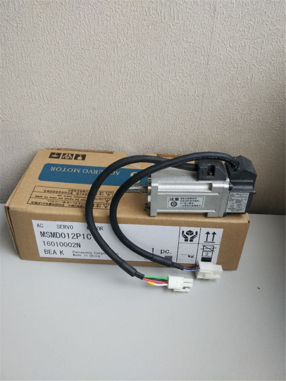 NEW PANASONIC AC servo motor MSMD012P1C A4 0.1kW 3000rpm in box