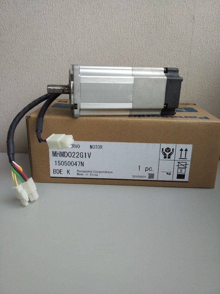 Brand new PANASONIC AC SERVO MOTOR MHMD022G1V in box