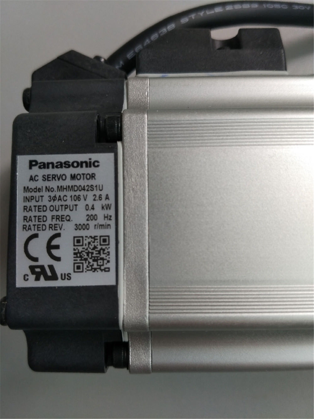 Brand NEW PANASONIC servo motor MHMD042S1U in box