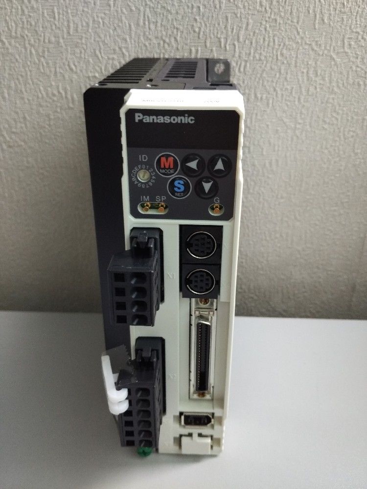 New Original PANASONIC Servo drive MBDDT2110 in box