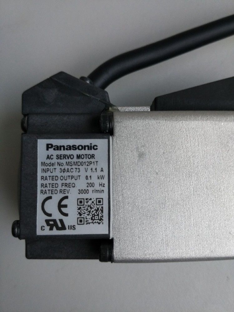NEW PANASONIC Servo motor MSMD012P1T 100W