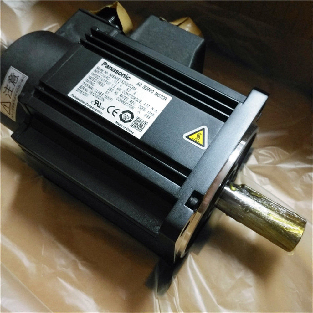 Genuine NEW PANASONIC AC servo motor MSME152GCGM in box