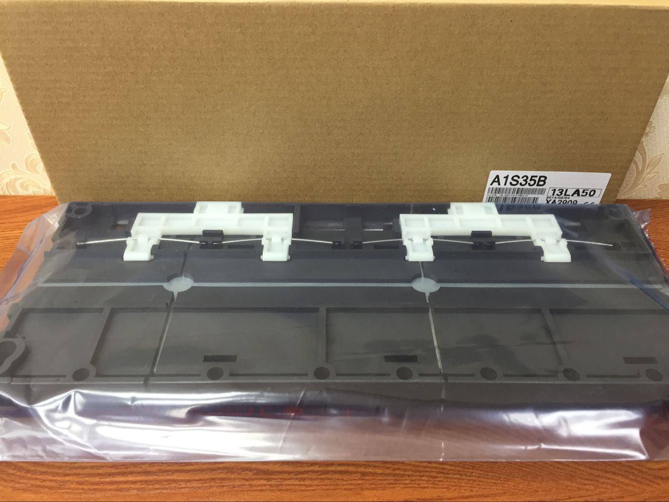 BRAND NEW MITSUBISHI MODULE A1S35B IN BOX