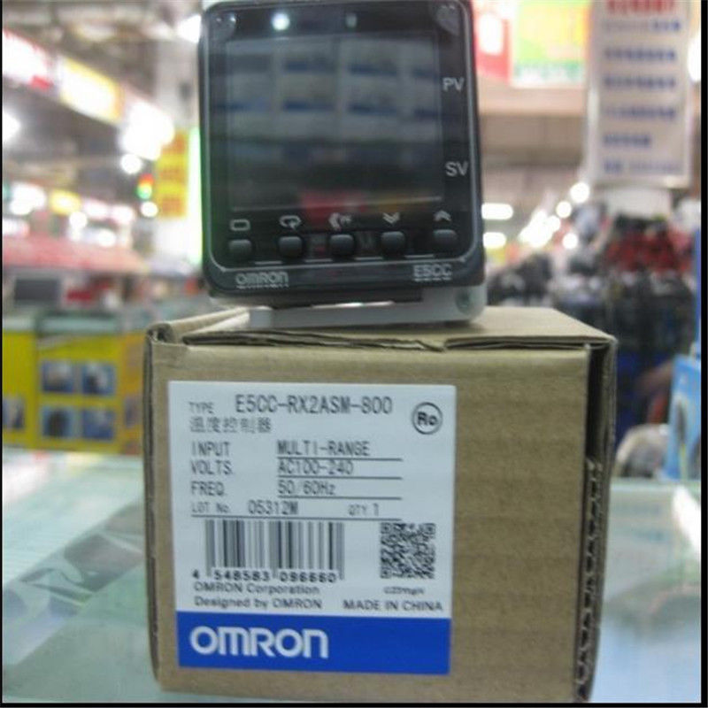 OMRON Temperature Controller E5CC-RX2ASM-800 100-240VAC New in box (FAST)