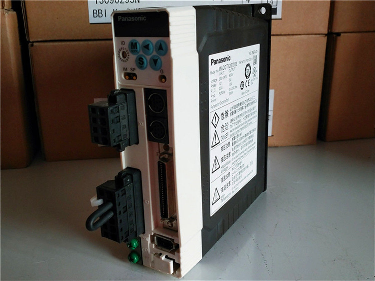 Brand NEW PANASONIC AC Servo drive MADDT1207053 in box