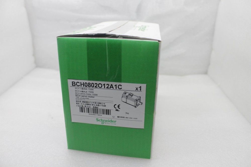 NEW&ORIGINAL Schneider SERVO MOTOR BCH0802O12A1C in box