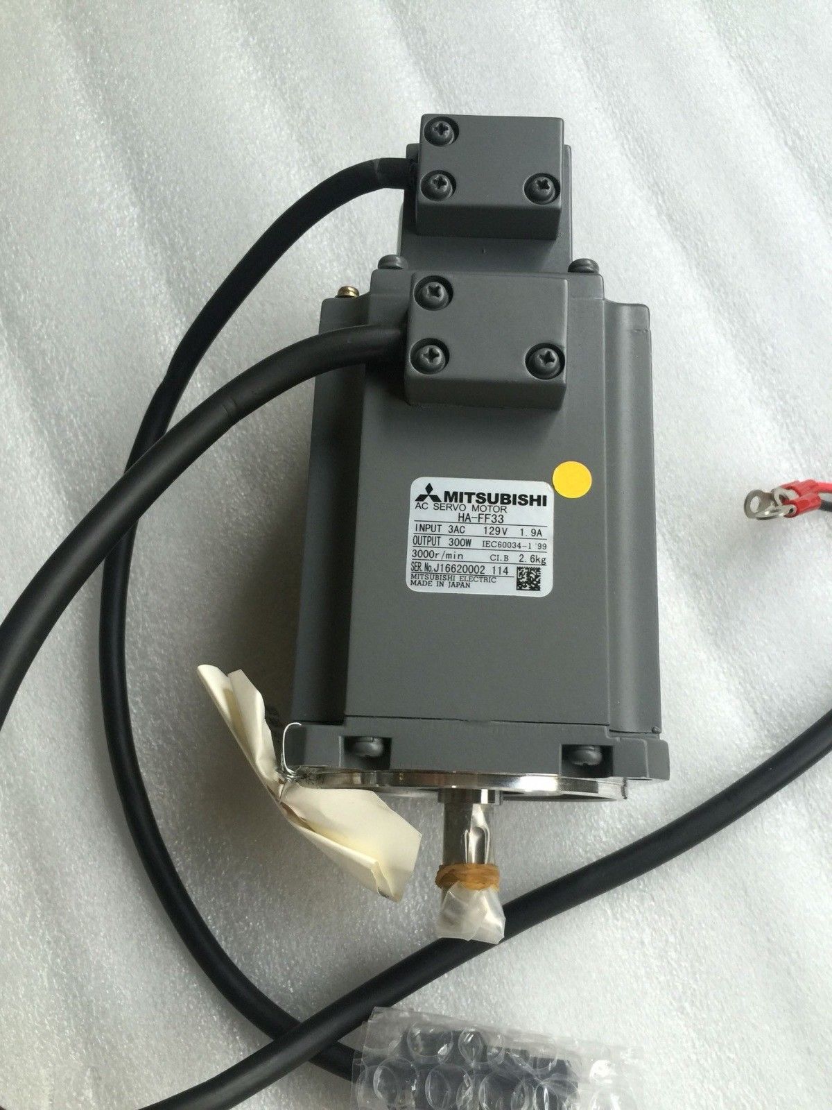 NEW&ORIGINAL Mitsubishi SERVO MOTOR HA-FF33 in box HAFF33