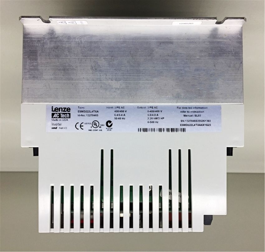 Free shipping Genuine Lenze SMD Inverter  2.2KW ESMD222L4TXA 3/PE AC in new box