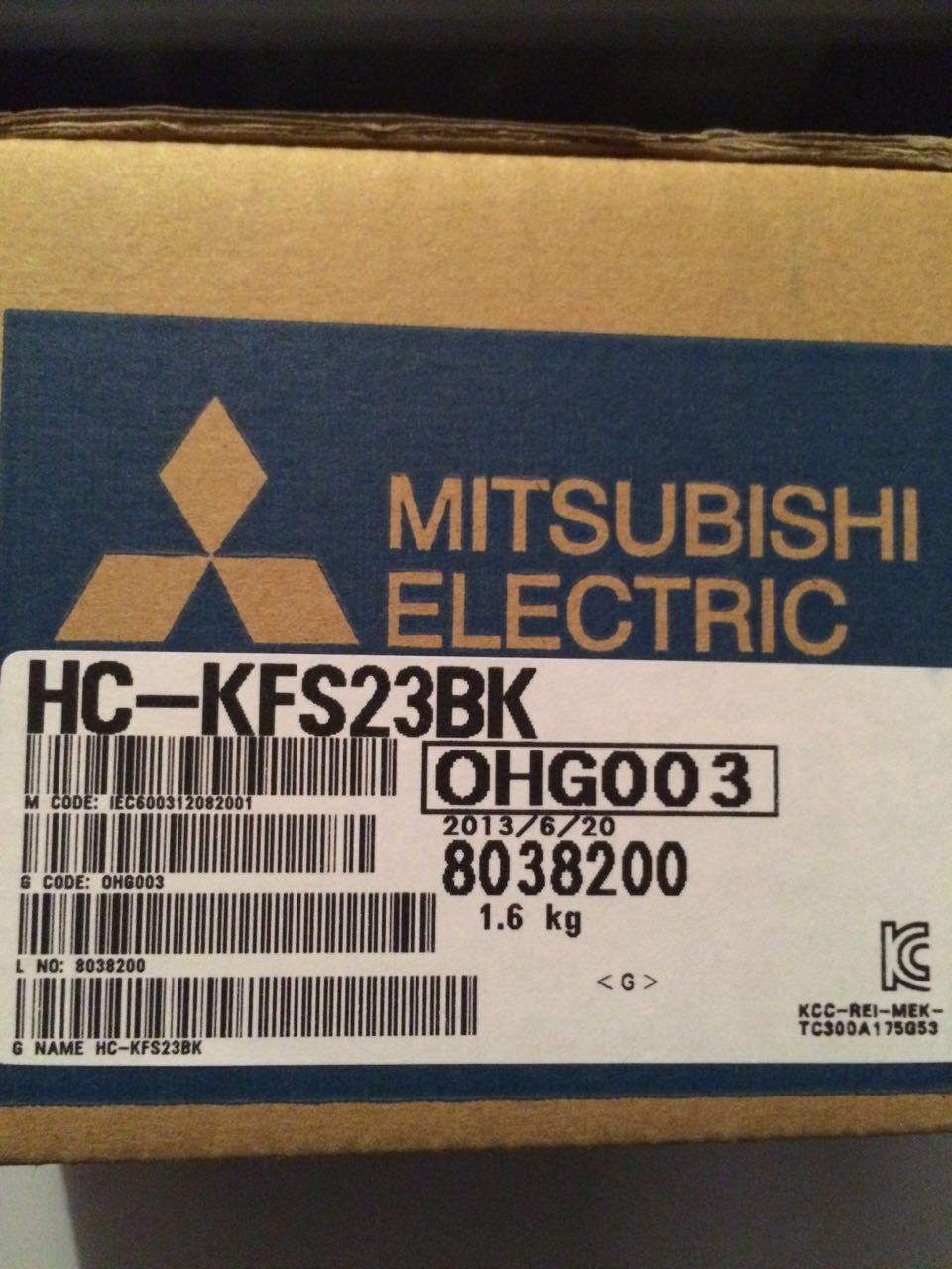 NEW&ORIGINAL Mitsubishi SERVO MOTOR HC-KFS23BK HCKFS23BK in box