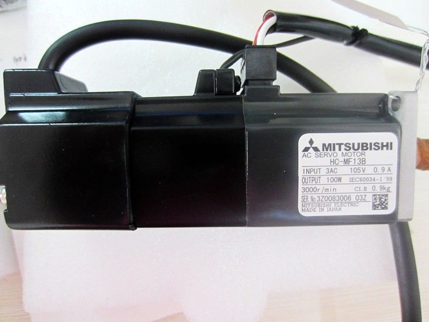 NEW&ORIGINAL Mitsubishi servo motor HC-MF13B in box HCMF13B