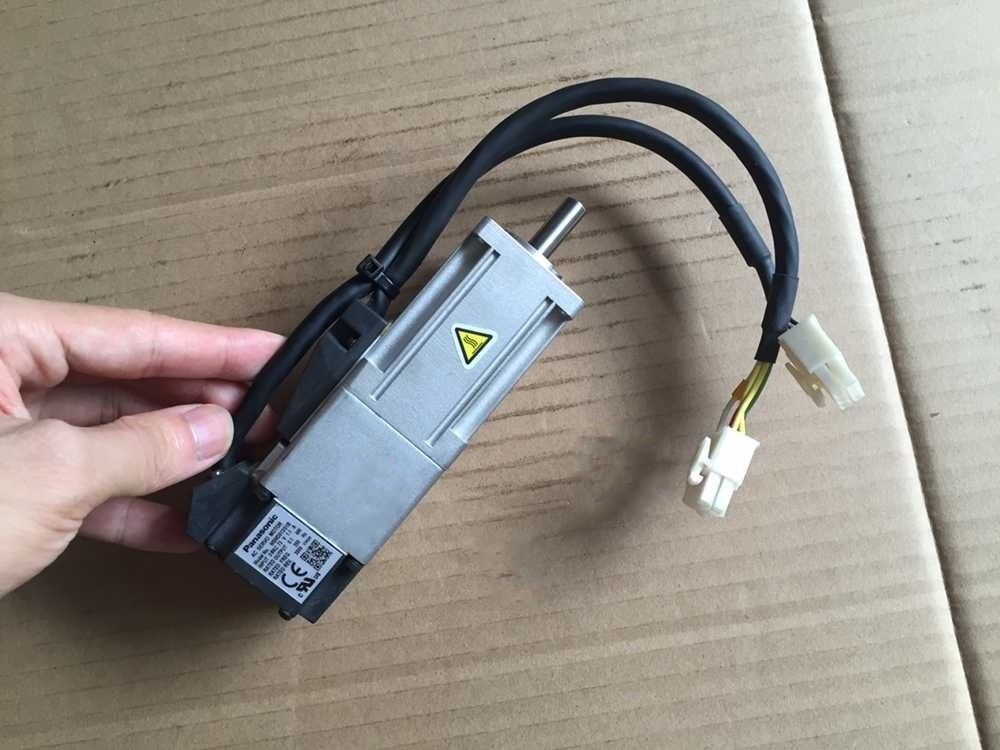 NEW&ORIGINAL Panasonic AC SERVO MOTOR MSMD012P1D in box