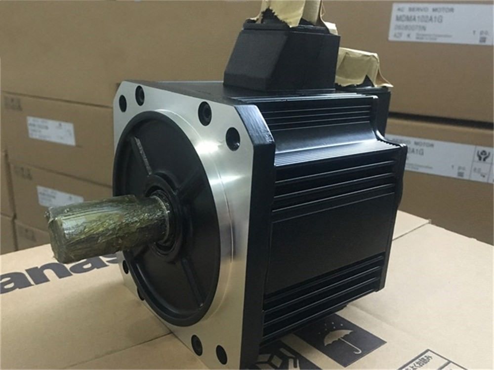 Brand New PANASONIC AC Servo Motor MDMA102A1G in box